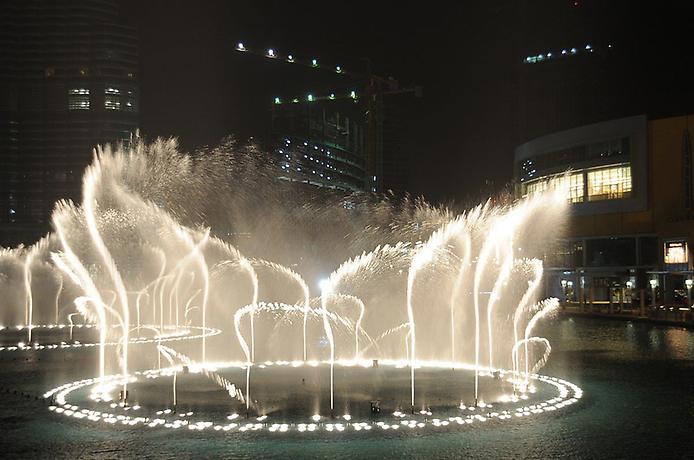 DubaiFountain.jpg  фонтан.jpg